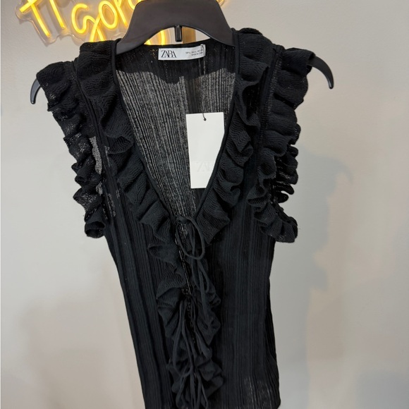 Zara Black Ruffle-Front Knit Top - Picture 4 of 8
